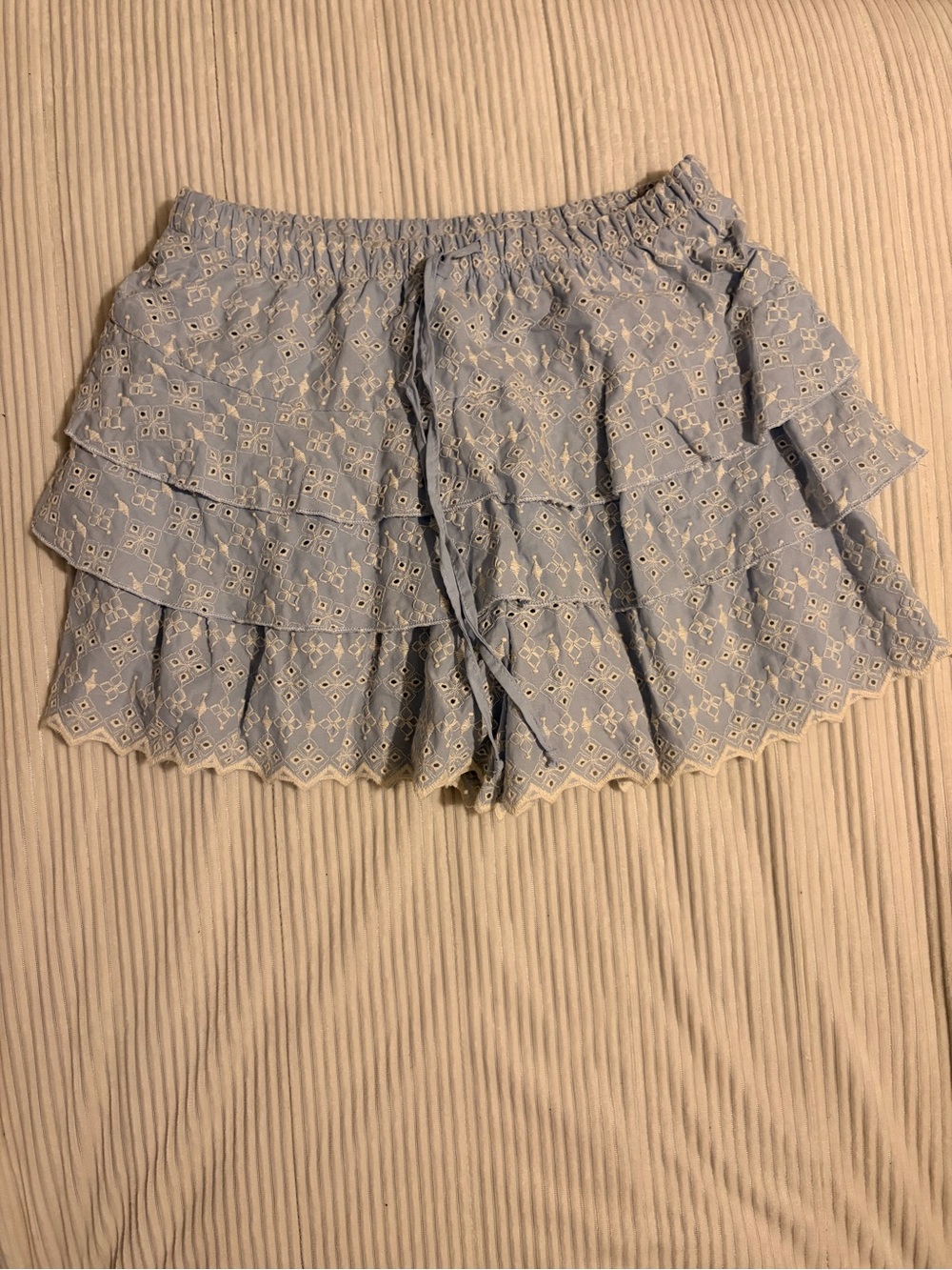 NWT Kirious Blue & White eyelet shorts